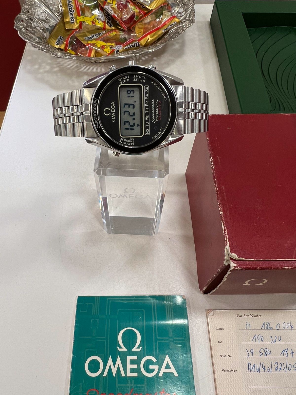 Omega 186.0004 2024